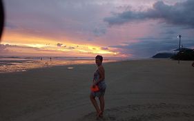 Boraceia-Bertioga Em Frente Ao Mar
